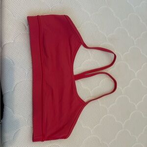 Lululemon pink sports bra